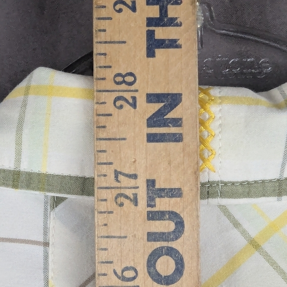 Quicksilver Possible Medium Short Sleeve Button Down Shirt White/Gray/Yellow - Picture 10 of 10